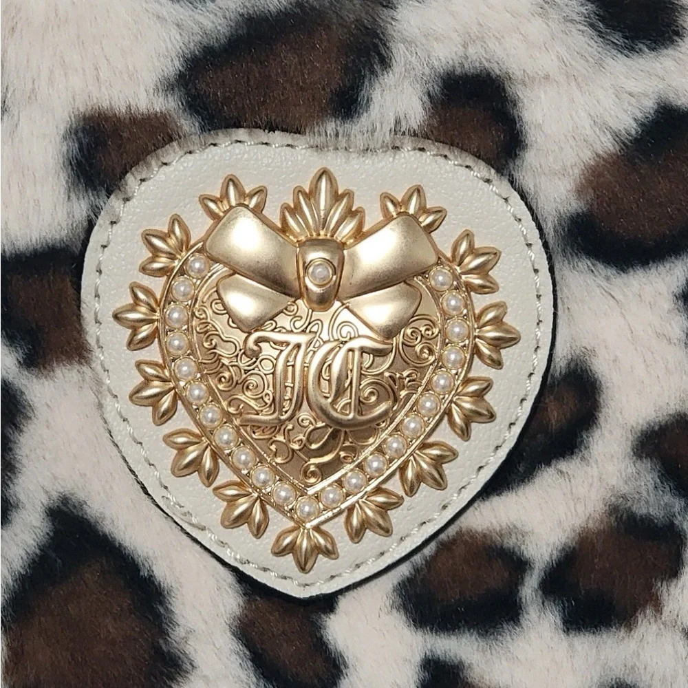 Juicy Couture Viral hard to find Snow Leopard Faux Fur Tote with Gold Emblem - Picture 3 of 5
